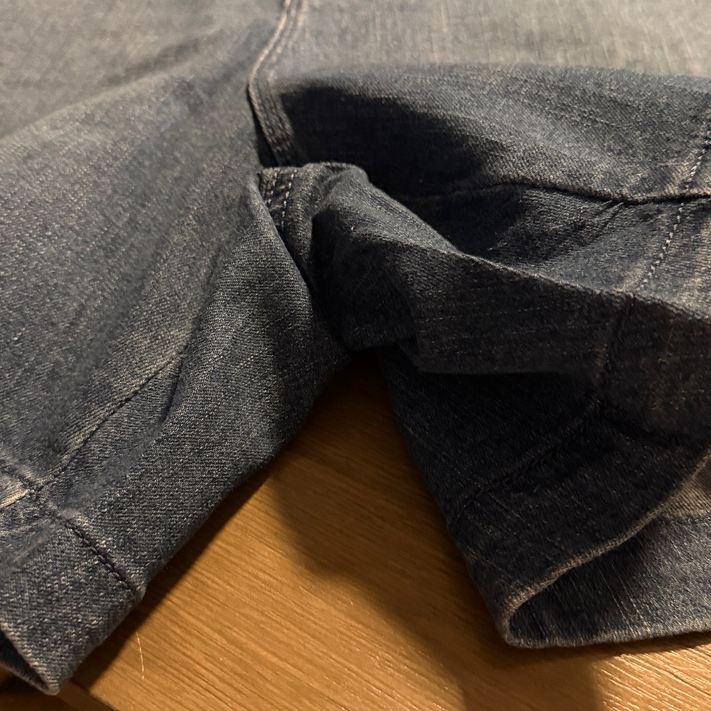 Gloria Vanderbilt Blue Women's Jean Shorts - Picture 8 of 10
